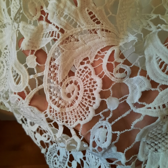 Ness Size 1X White Lace Tank Top - Picture 5 of 9